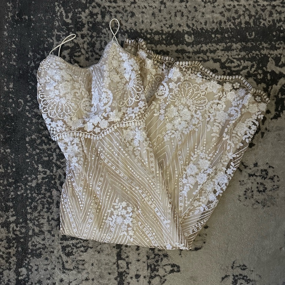 Adrianna Papell Dress size 2 but was altered